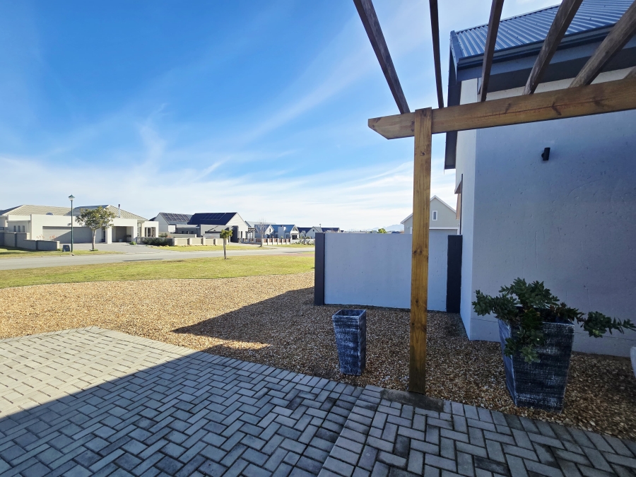 3 Bedroom Property for Sale in Blue Mountain Village Western Cape